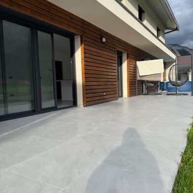 Maison 5 pièces 380000 €