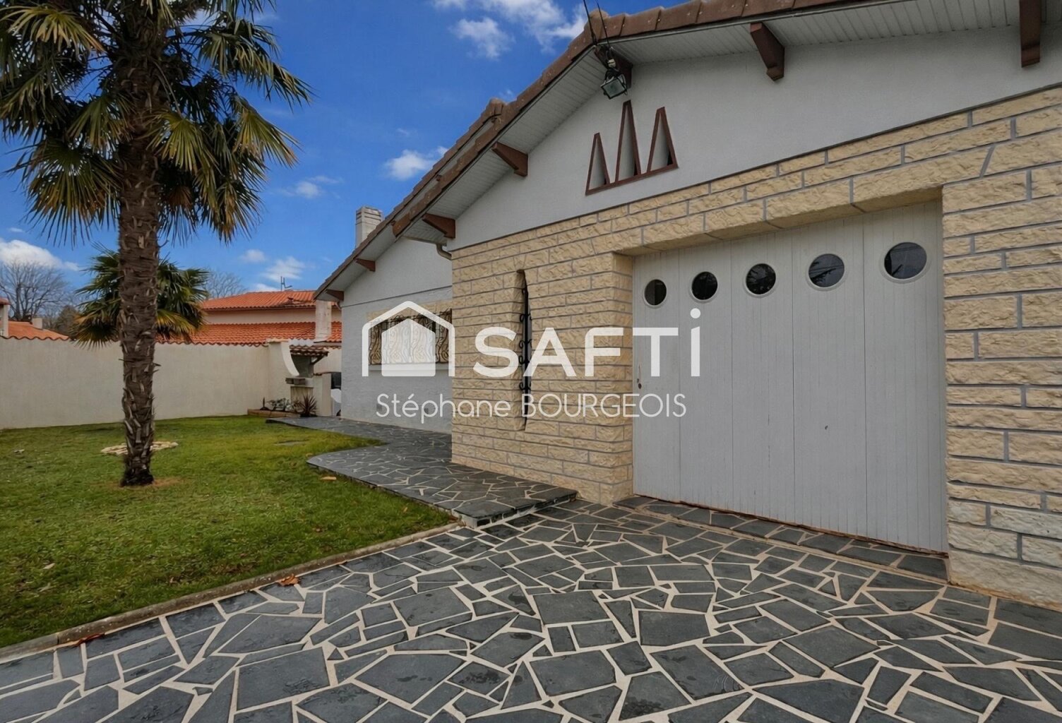 À Saujon, maison de plain-pied de 87 m2 sur parcelle de 510 m2, garage — photo 1