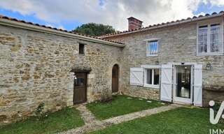 Maison 6 Pièces 161 m² à vendre à Saint-Martin-Lars-en-Sainte-Hermine (85210)