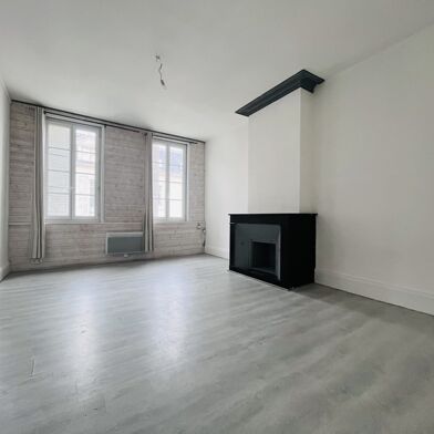 Immeuble  281430 €