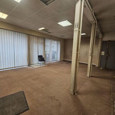 Commerce  336000 €