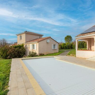 Maison 5 pièces 547000 €