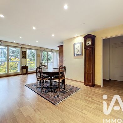 Appartement 4 pièces 315000 €