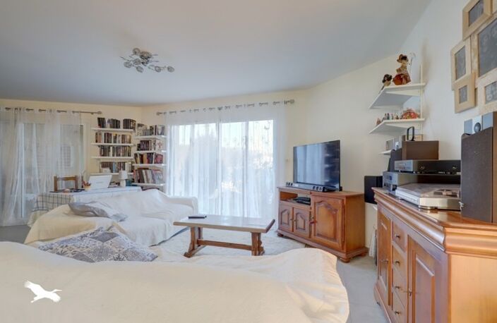 Contemporaine de 5 pièces principales — photo 4