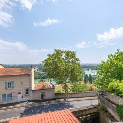 Appartement 4 pièces 378999 €