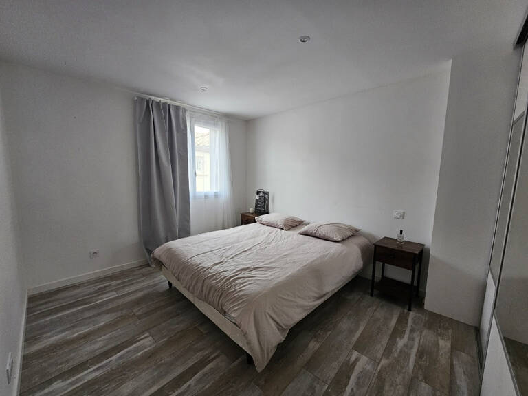 Maison intra-muros avec cour AIGUES MORTES — photo 1