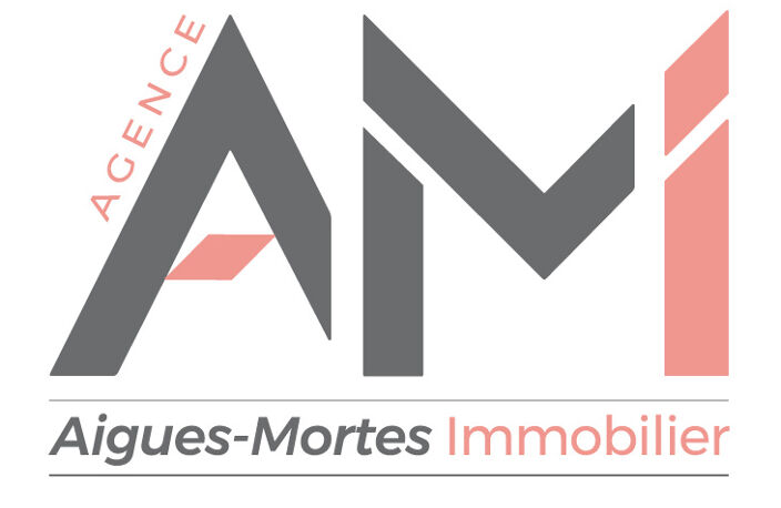 Maison intra-muros avec cour AIGUES MORTES — photo 5