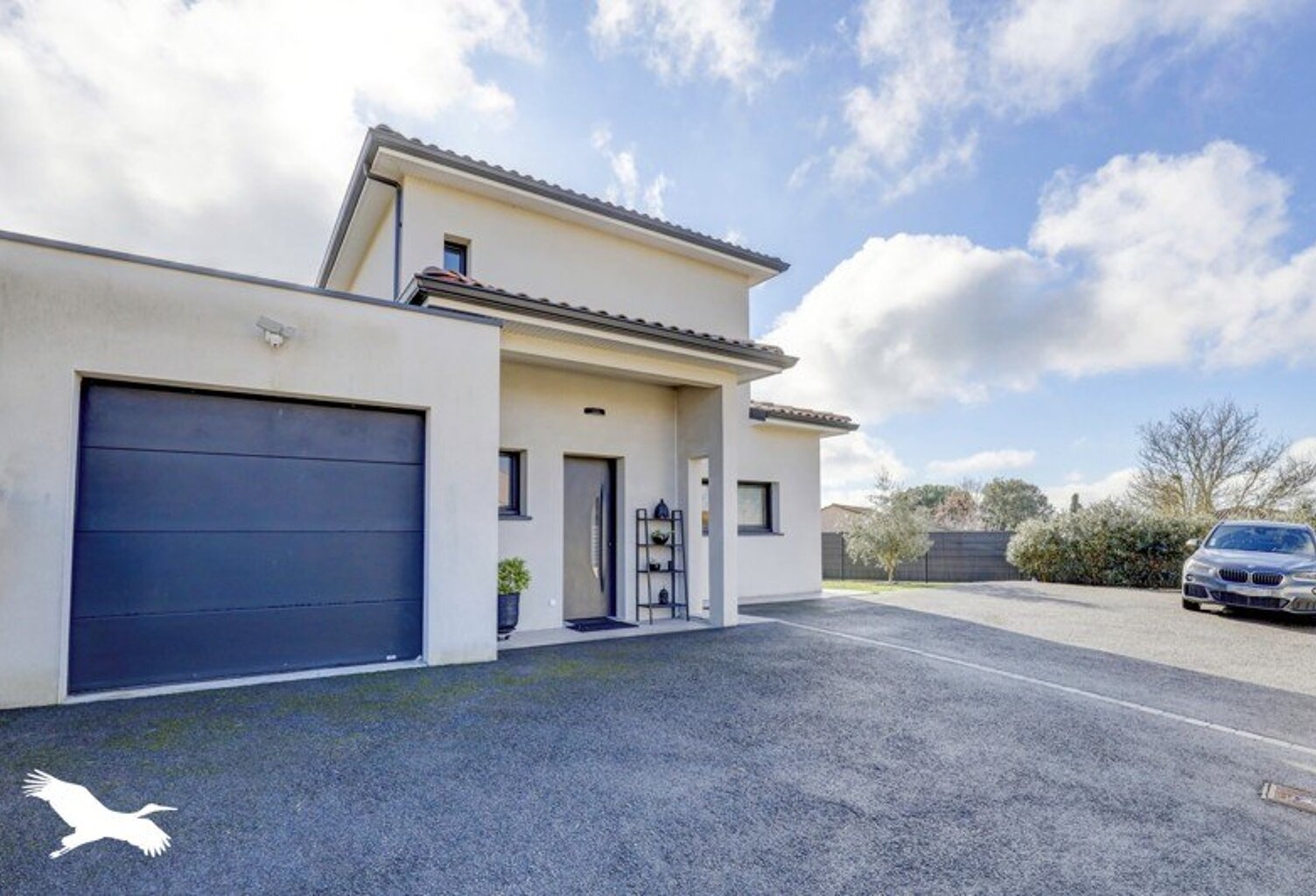 Contemporaine de 5 pièces principales — photo 1