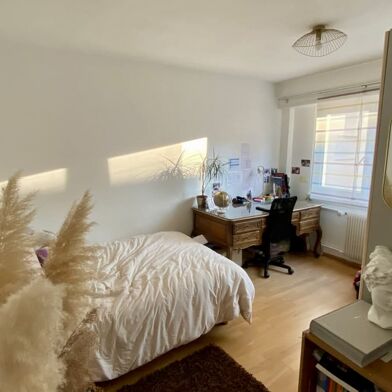 Appartement 4 pièces 385000 €