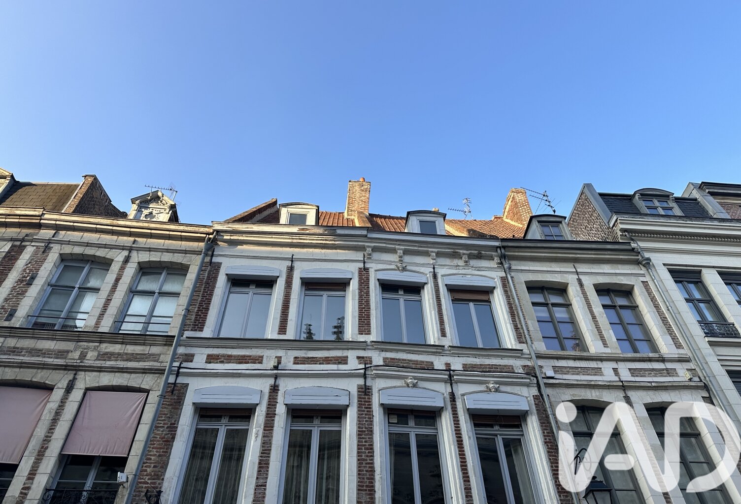 Vente Immeuble 280 m&sup2; — photo 1