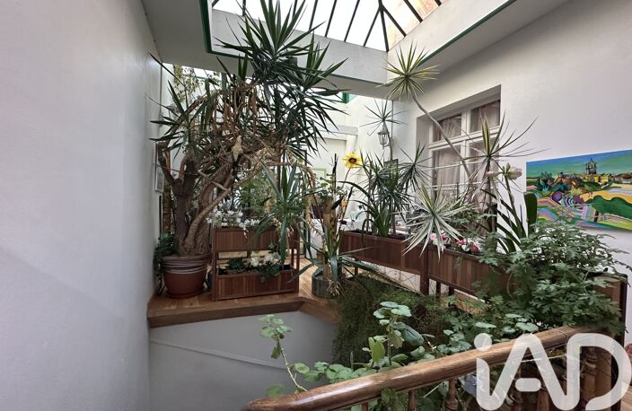 Vente Immeuble 280 m&sup2; — photo 2