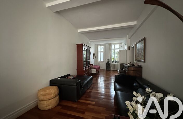 Vente Immeuble 280 m&sup2; — photo 4