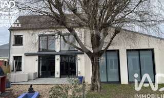 Maison 7 Pièces 263 m² à vendre à Saint-Jean-de-la-Ruelle (45140)