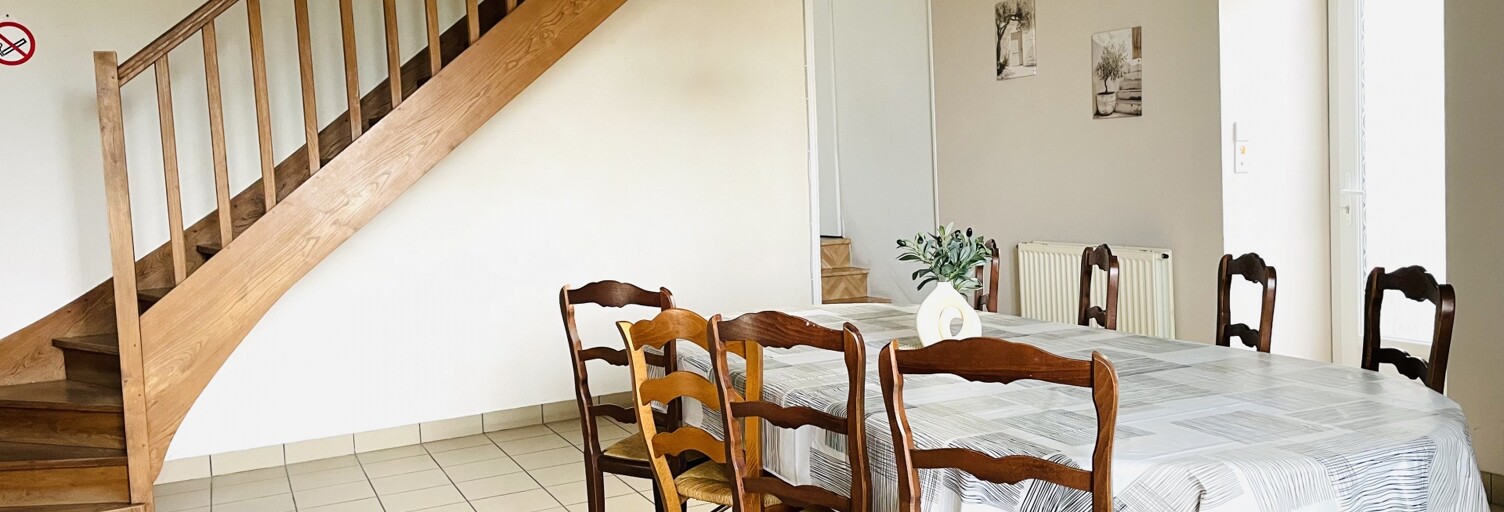 Immeuble  200 m² à vendre à Lys-Haut-Layon (49310)