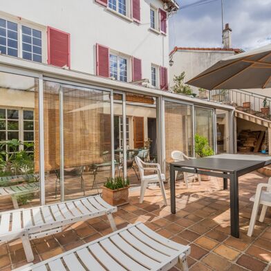 Maison 8 pièces 974000 €