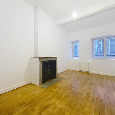 Appartement 3 pièces 1017 €