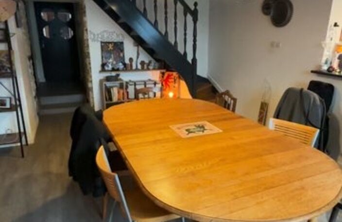 Vente Maison/villa 7 pièces — photo 2