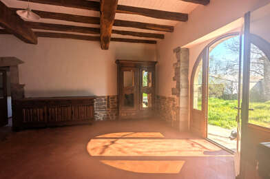 Maison 6 pièces 990 €