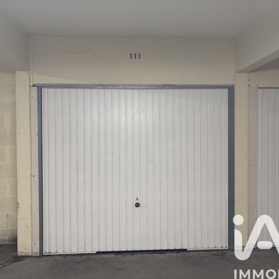 Garage  28000 €