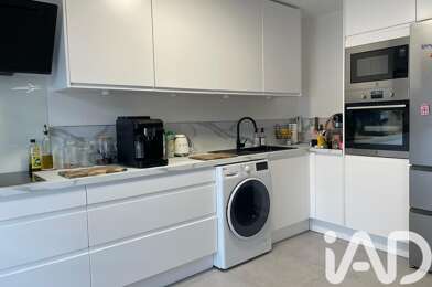 Appartement 3 pièces 164000 €