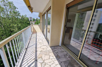 Appartement 5 pièces 1990 €