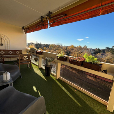 Appartement 5 pièces 1950 €