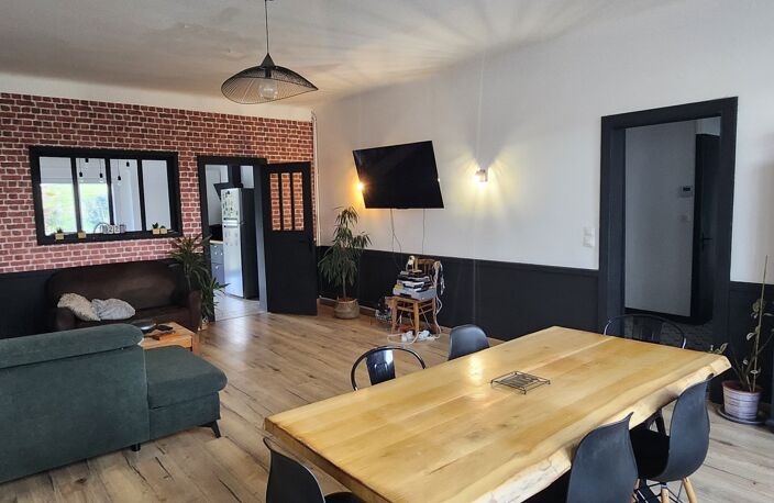 Vente Maison/villa 7 pièces — photo 2