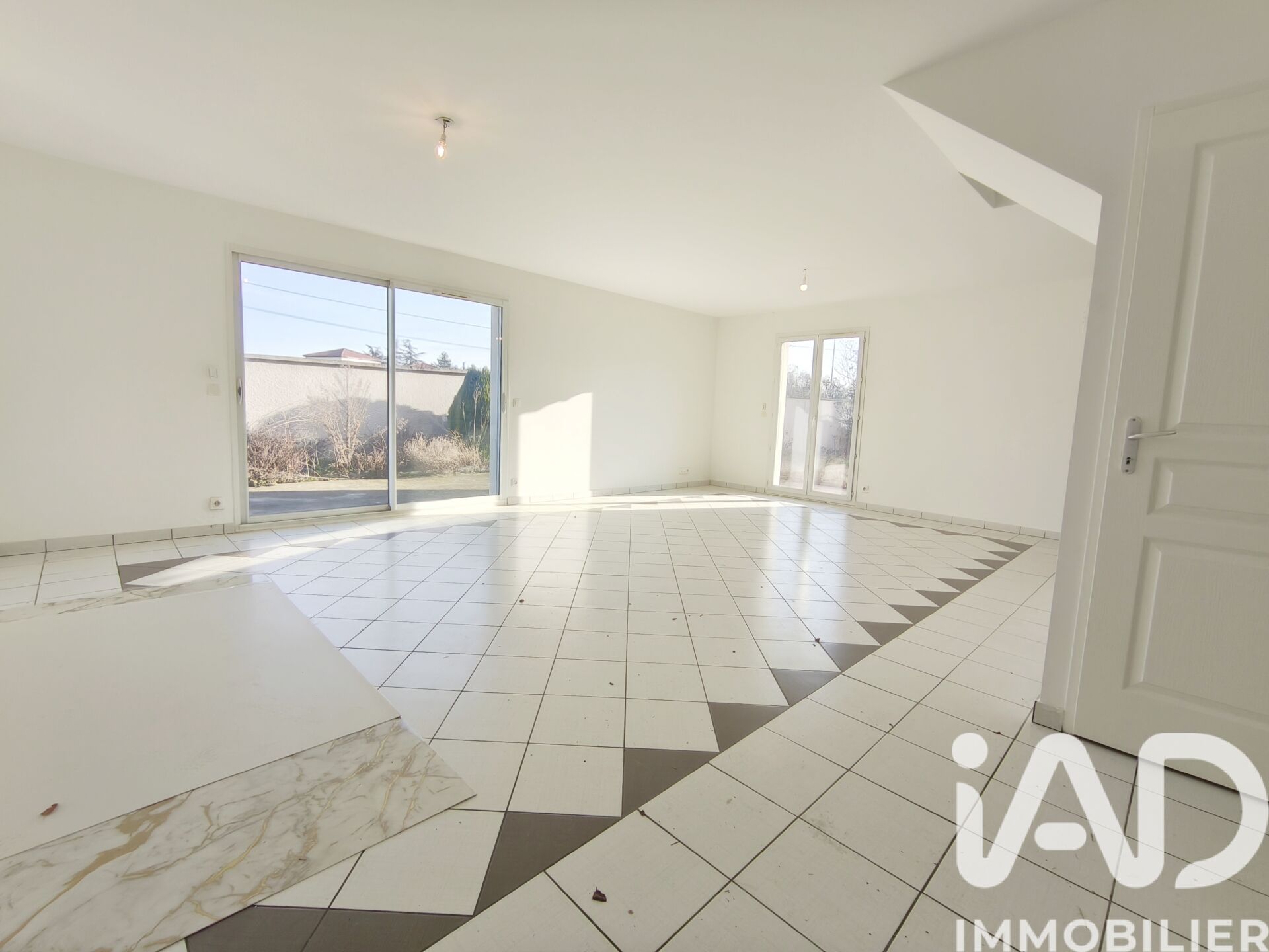 Vente Maison/villa 5 pièces - Photo 2