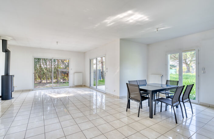 MAISON - 145m2 - DARDILLY — photo 2