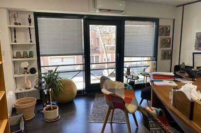 Bureau 5 pièces 177000 €