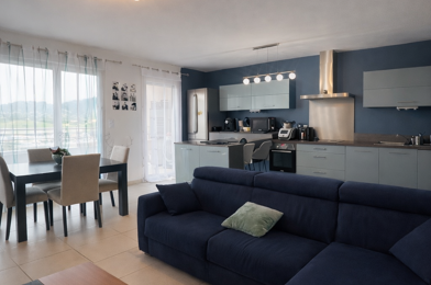 Appartement 4 pièces 257145 €