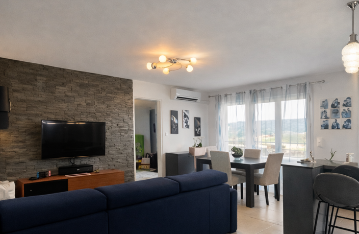 T4 - 79m2 avec terrasse et garage — photo 2
