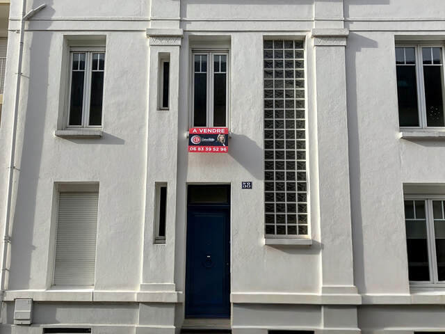 Exclusivité ! Reims rue des moissons, maison familiale de charme, 6 chambres, jardin, garage — photo du bien