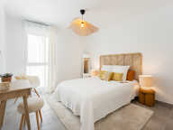 
        Appartement

        (3 à 4 pièces)

        (62 à 84 m²)
       — photo 3