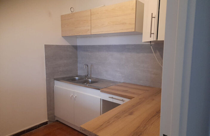 Opportunité d'investissement : T2 vendu loué à deux pas du centre d'Aix — photo 2