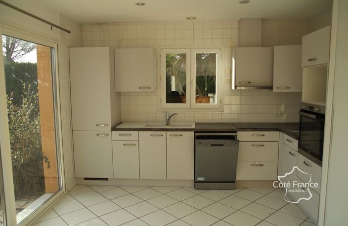 Maison individuelle   160 m2   Quartier recherché et calme — photo 4