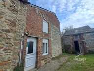 Hargnies 08 Ardennes. Un ensemble d'un gite avec jardin et d — photo 2