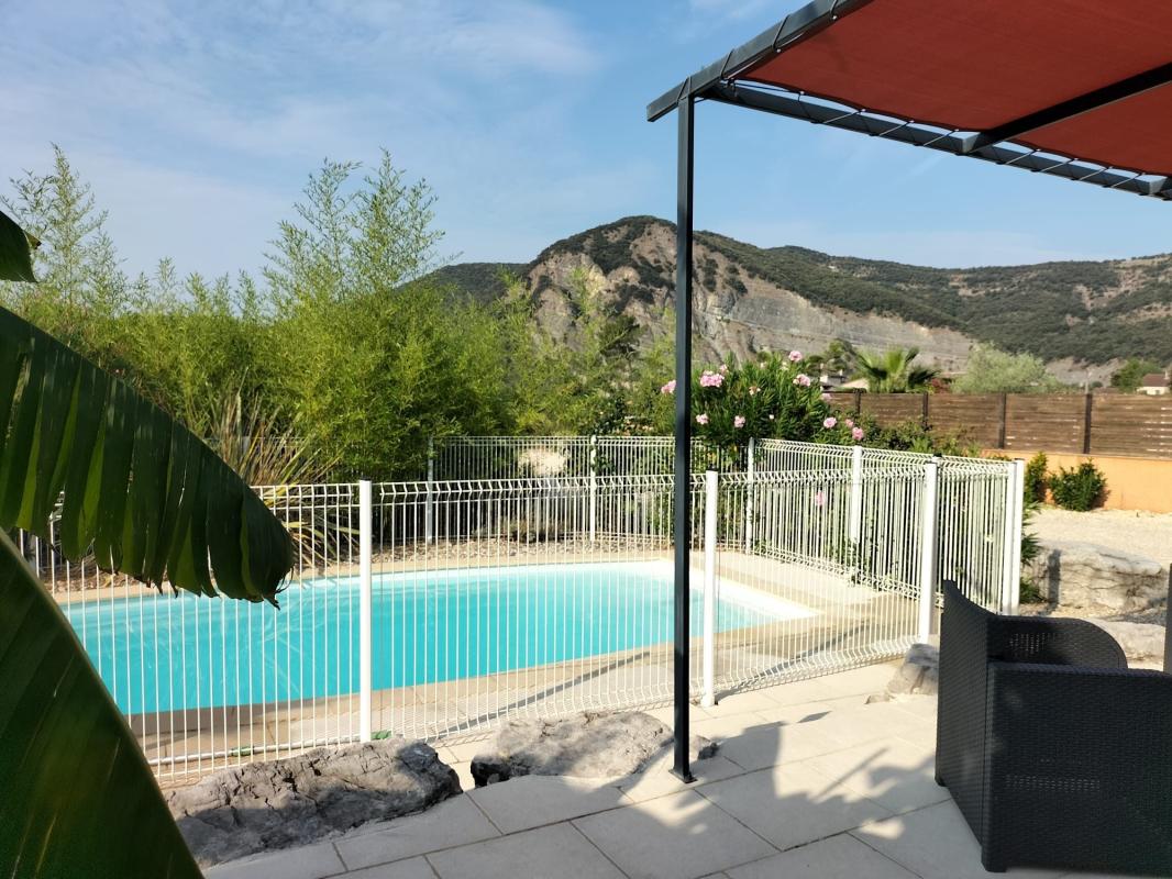 Villa / Maison  T3 à vendre Vallon-Pont-d'Arc 07150