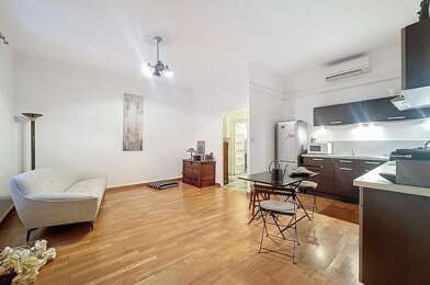 Appartement 3 pièces 960 €