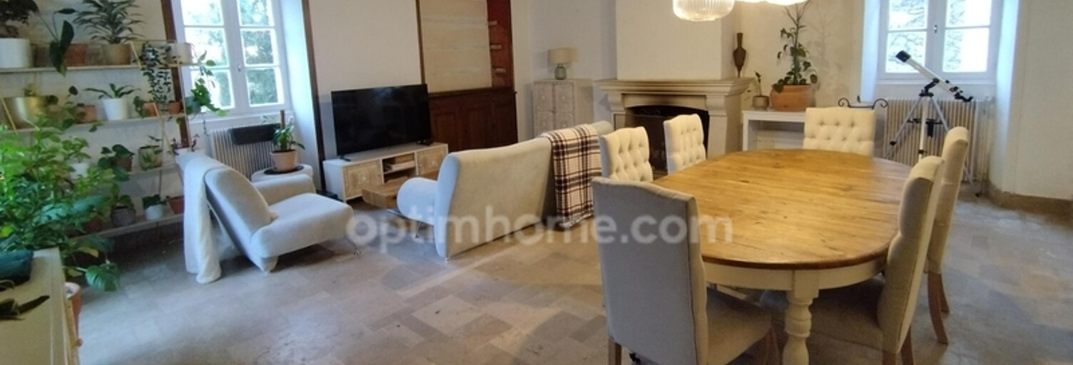 Maison 7 Pièces 205 m² à vendre à Chazelles (16380)