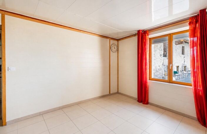 73460 - GRESY-SUR-ISERE - MAISON FAMILIALE - SPACIEUSE - JARDIN — photo 2