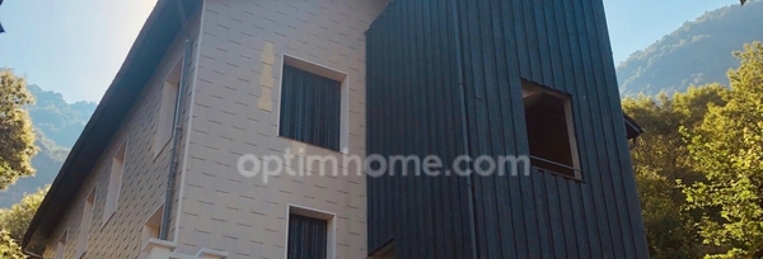 Immeuble  432 m² à vendre à Cierp-Gaud (31440)