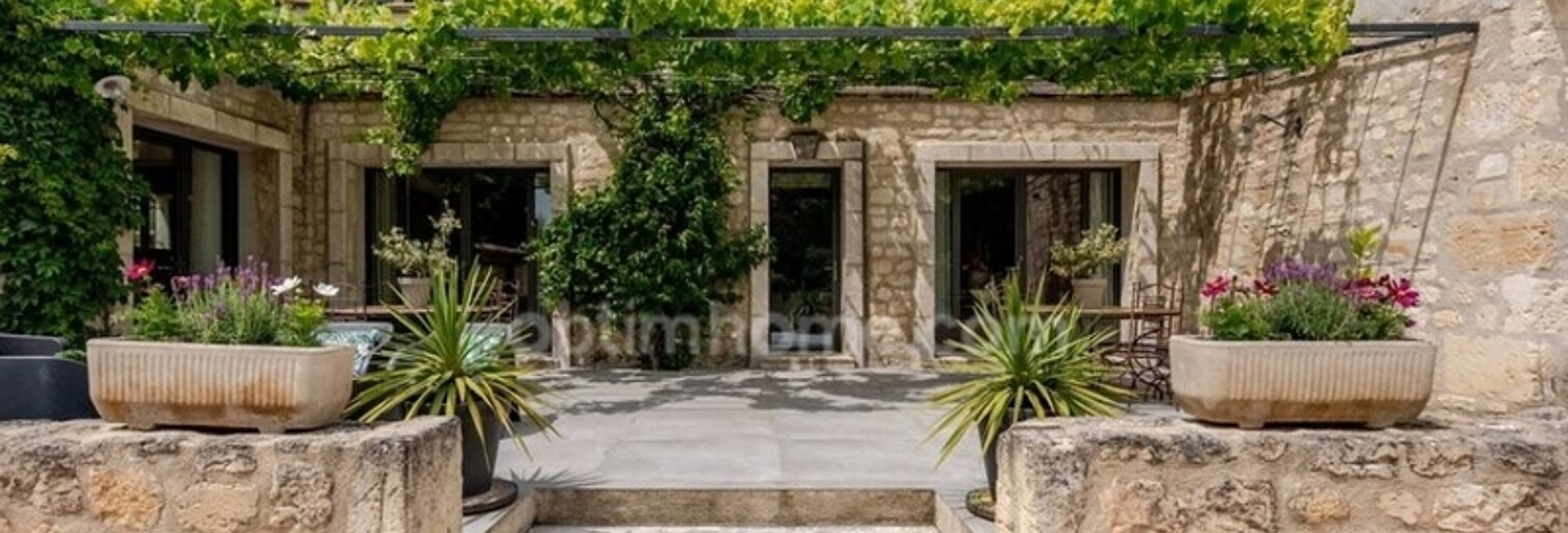 Maison 6 Pièces 257 m² à vendre à Paradou (13520)