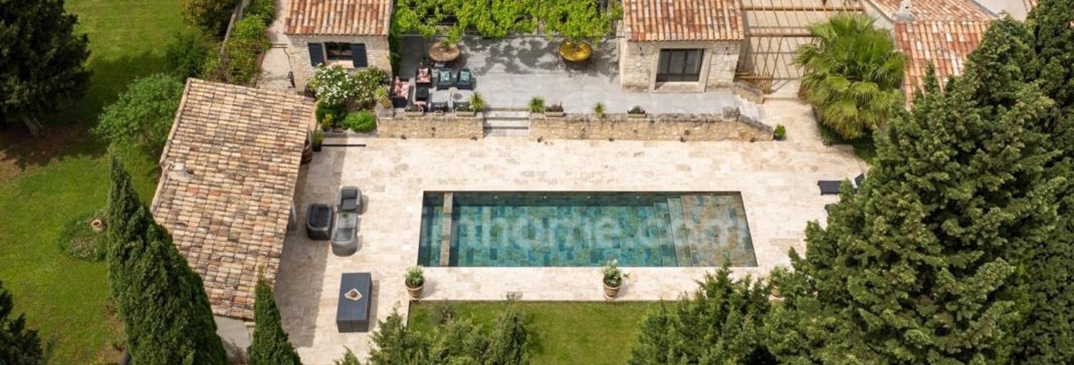 Maison 6 Pièces 257 m² à vendre à Paradou (13520)