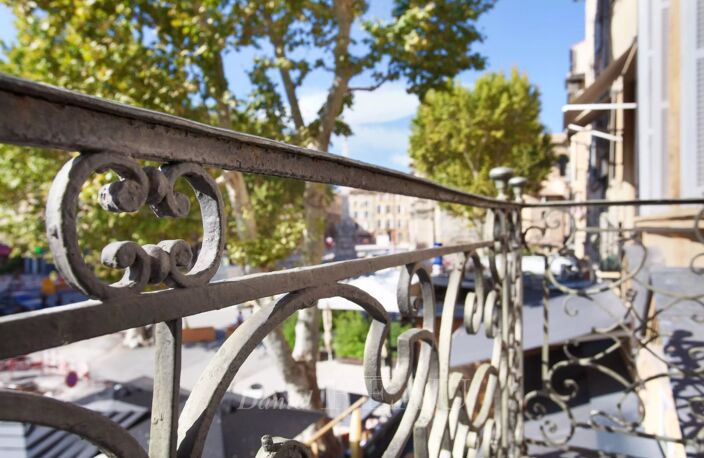 Aix-en-Provence - Appartement dans très bel Hôtel Particulier XV — photo 5