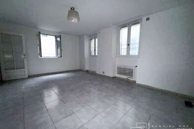 Appartement 4 pièces 118960 €