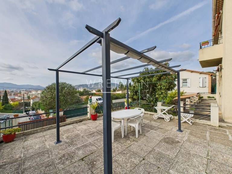 Haut de villa avec vue mer et calme absolu - Cannes Croix des Ga — photo 1
