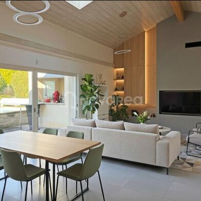 Maison 4 pièces 595000 €