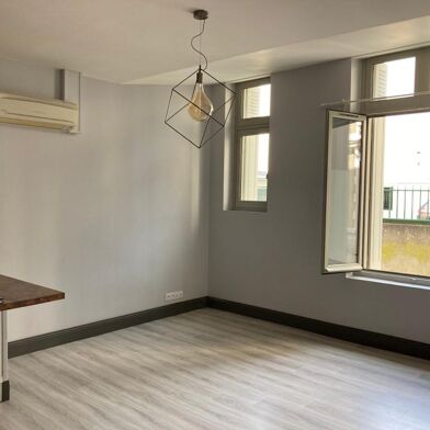 Appartement 3 pièces 670 €