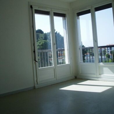 Appartement 3 pièces 620 €